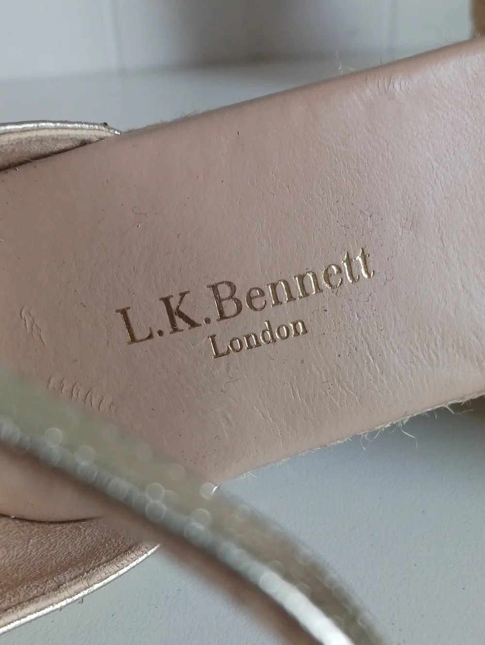 L.K.BENNETT GOLD STRAW WEDGES SANDALS.
